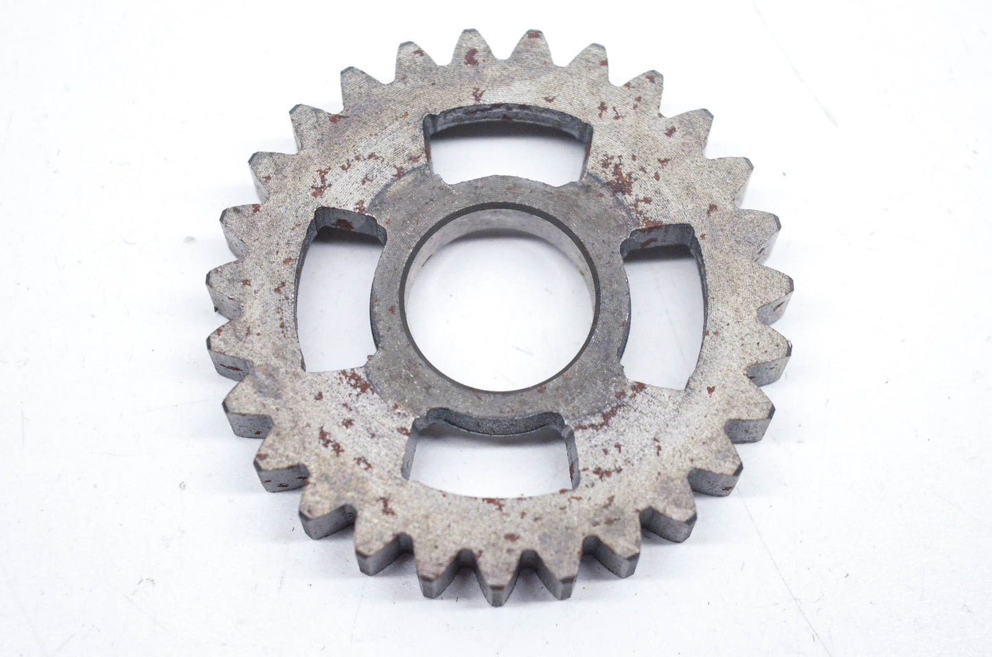 New OEM Suzuki 24321-28300 Driven 2nd Gear NOS