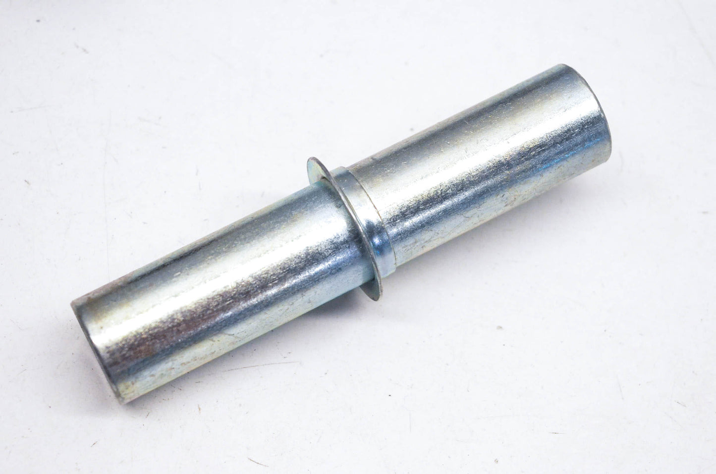 New OEM Suzuki 64730-28001 Hub Bearing Spacer NOS
