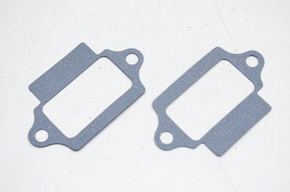 New OEM Suzuki 13156-40200-H17 Reed Valve Gaskets Qty 2 NOS