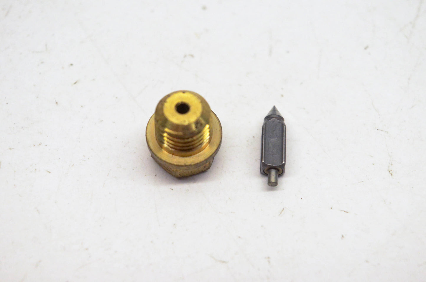 New OEM Suzuki 13370-30651 Needle Valve Kit NOS