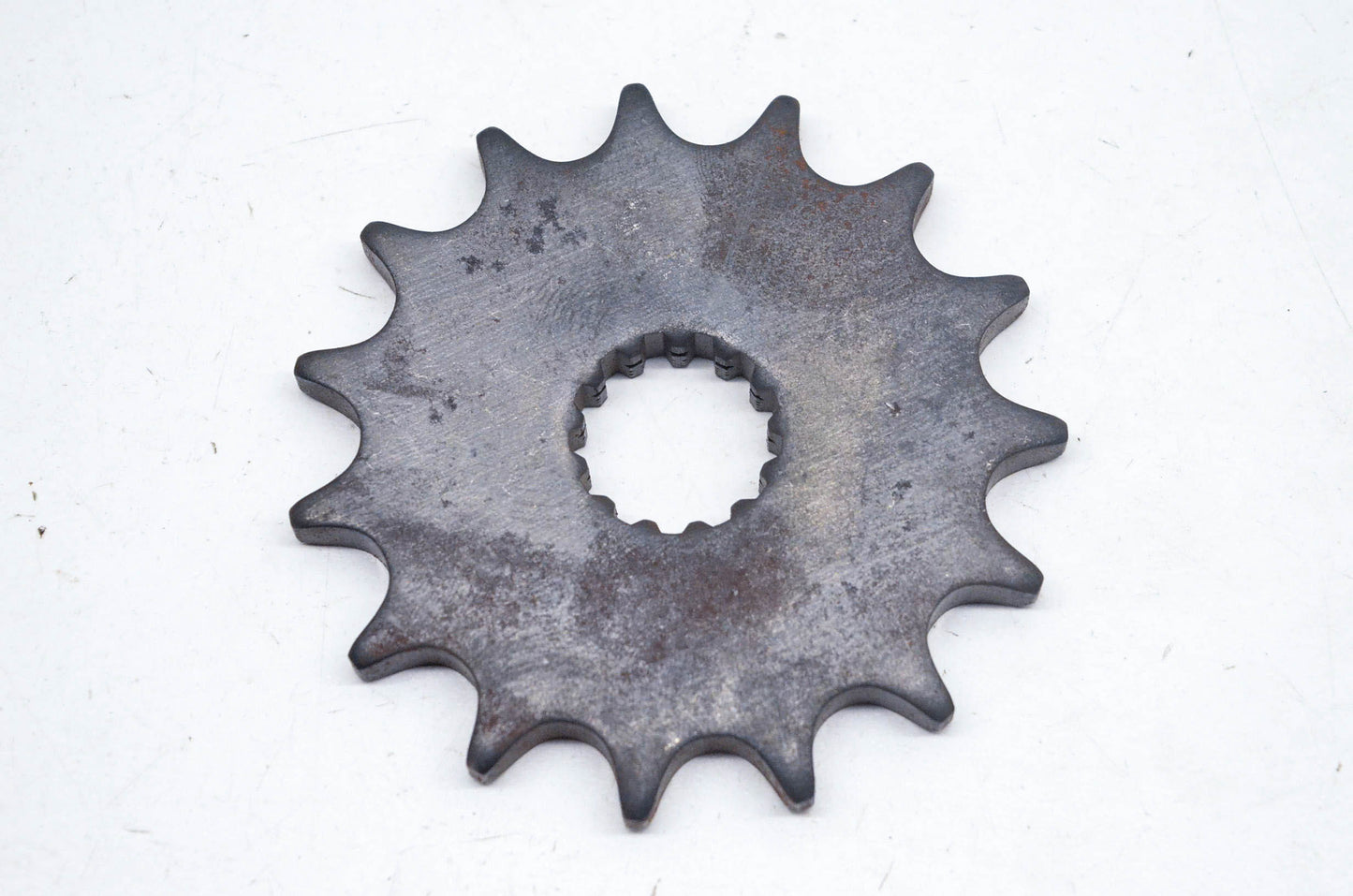 New OEM Suzuki 27511-30500 Sprocket 15T NOS