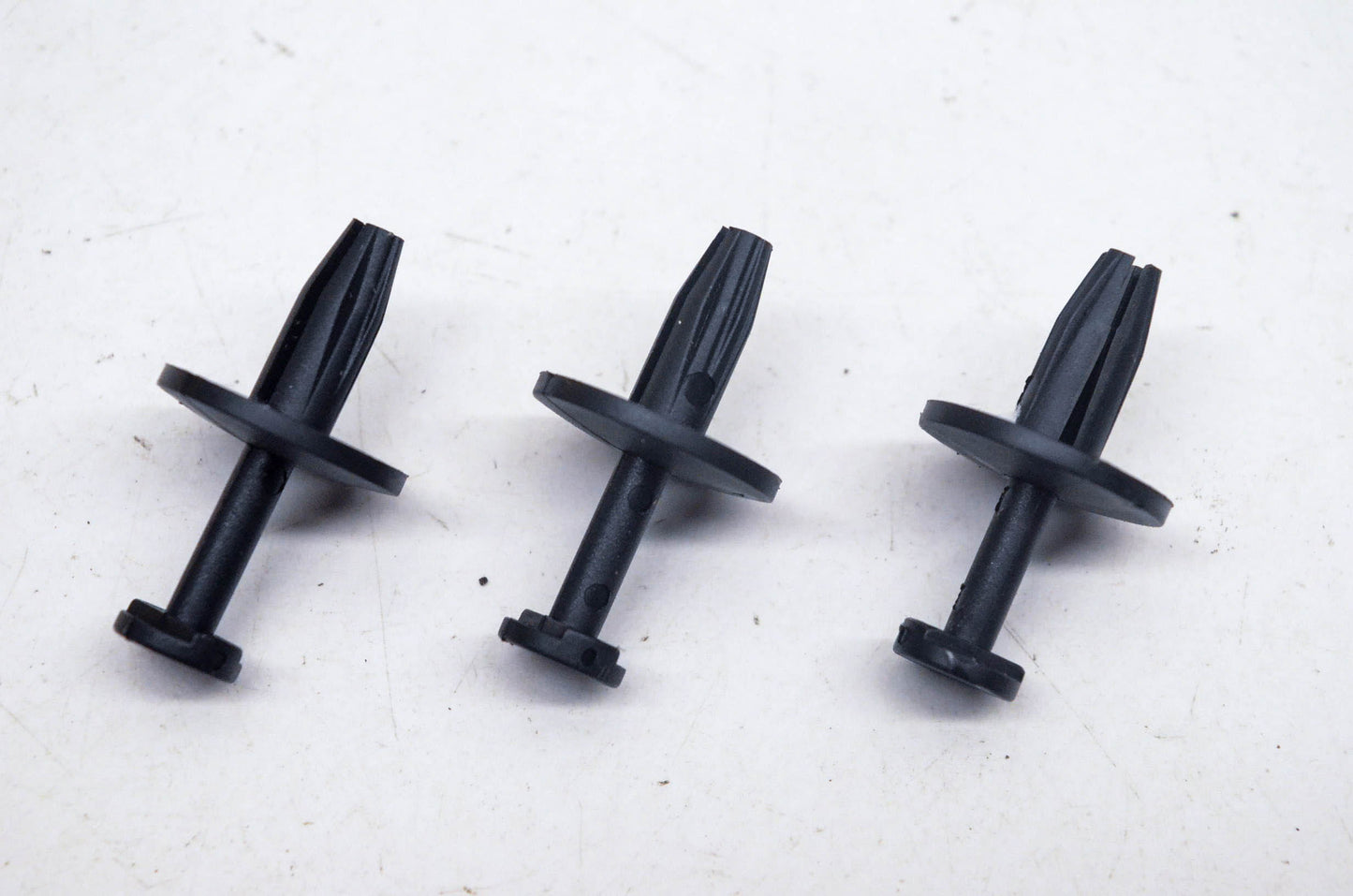 New OEM Arctic Cat 0623-362 Reinstallable Plastic Rivets Qty 3 NOS