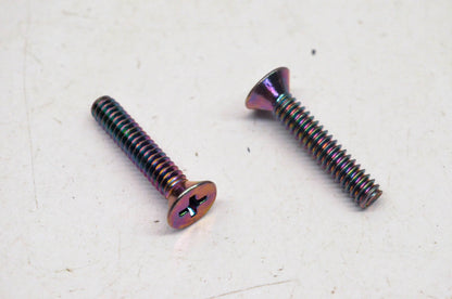 New OEM Arctic Cat 0623-347 Machine Screw 10-24 NOS