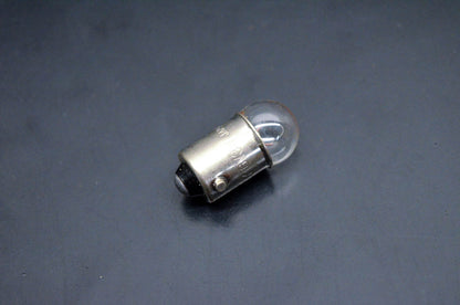 New OEM Suzuki 09471-06002 Speedomter Bulb 6v 3w NOS