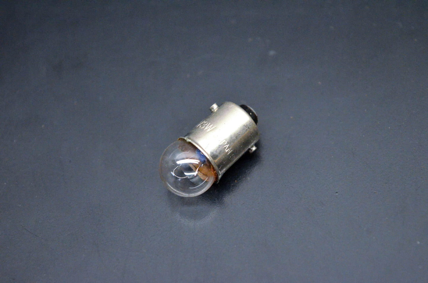 New OEM Suzuki 09471-06002 Speedomter Bulb 6v 3w NOS