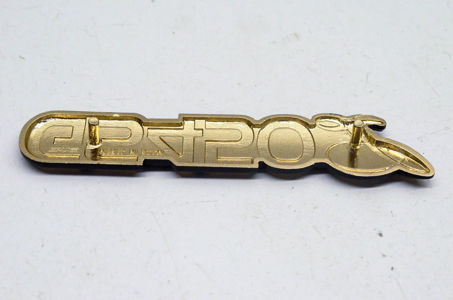 New OEM Suzuki 68131-44240 GS450L Emblem NOS