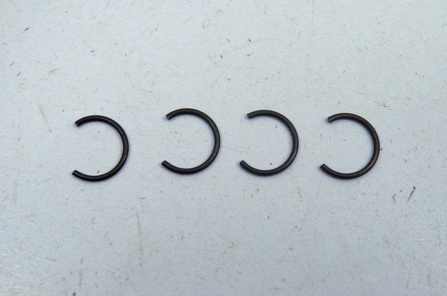 New OEM Suzuki 09381-10004 Valve Guide Rings Qty 4 NOS