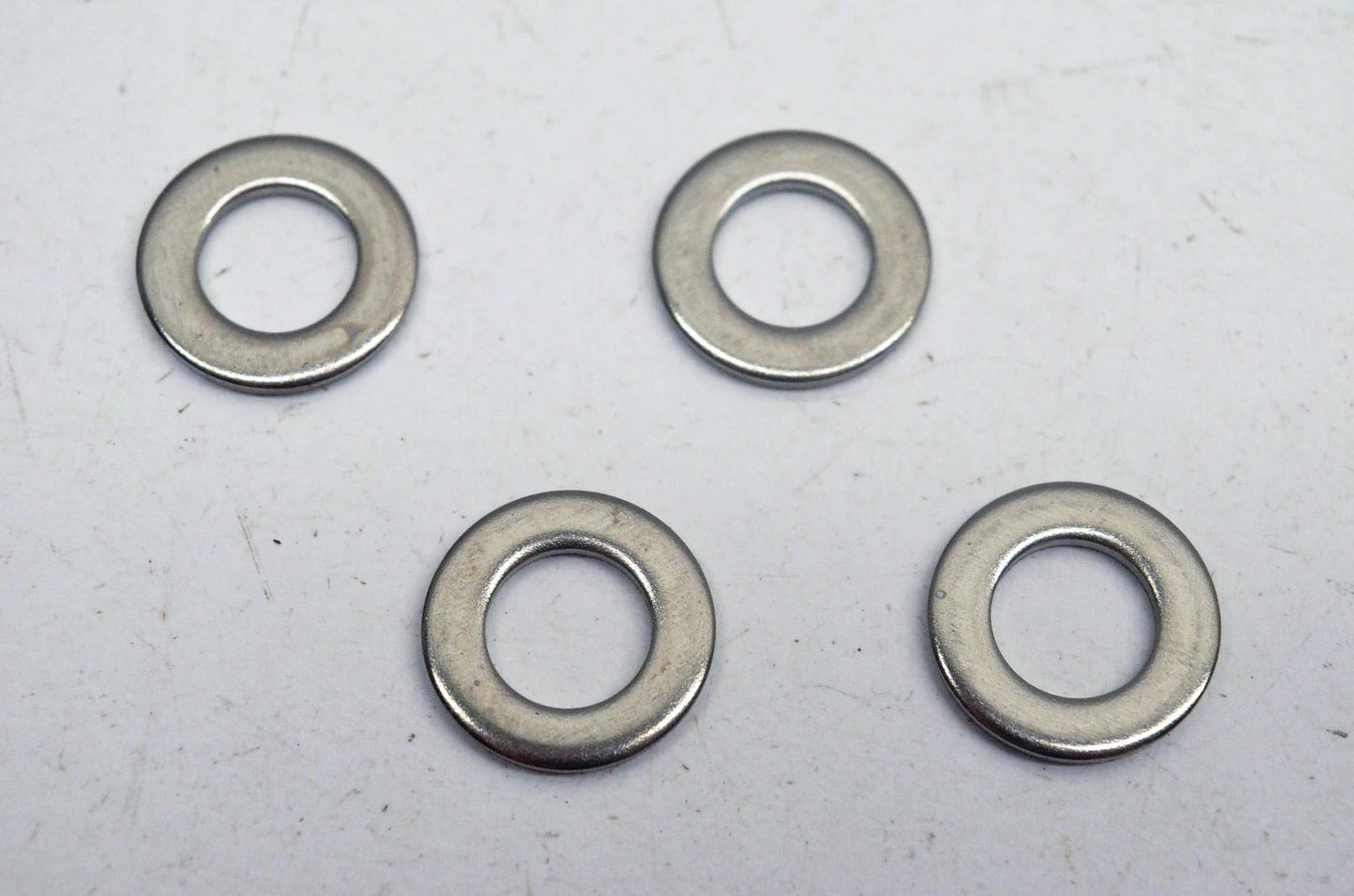 New OEM Yamaha 92990-08600-00 Washers Qty 4 NOS
