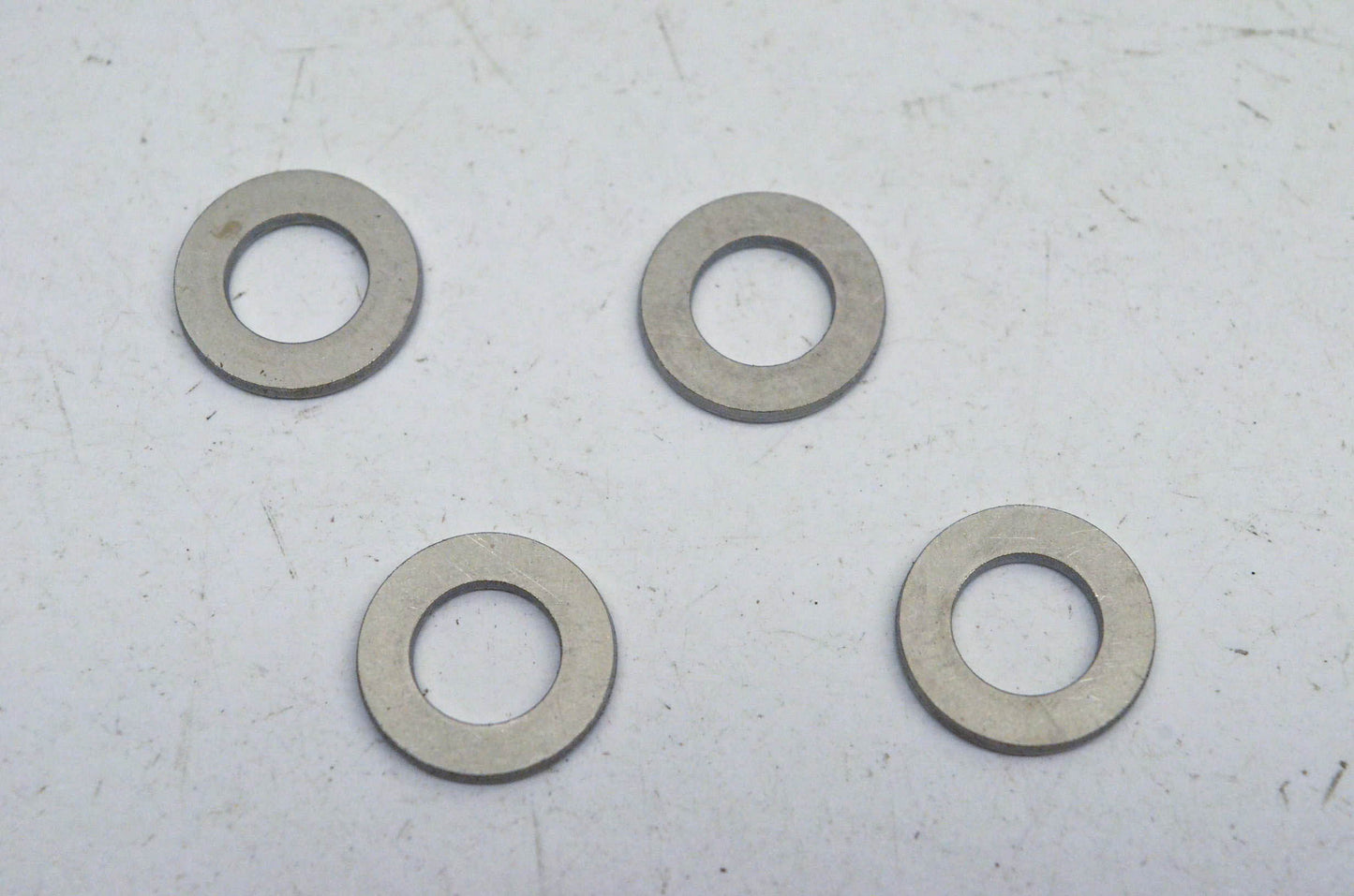 New OEM Yamaha 92990-08600-00 Washers Qty 4 NOS
