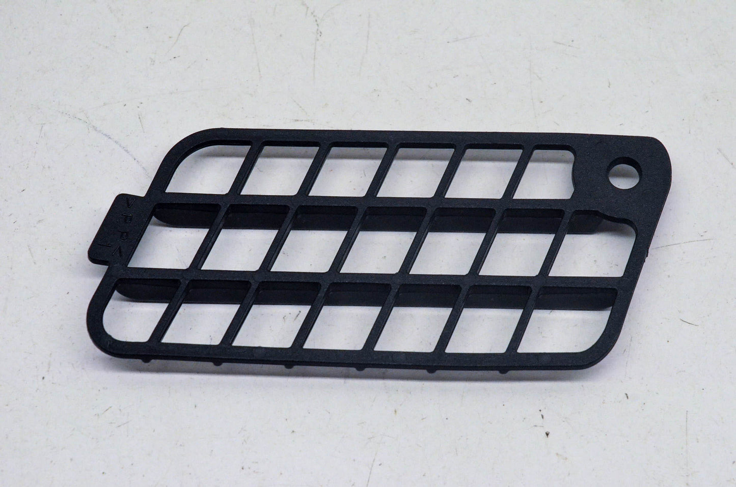 New OEM Yamaha 3B4-2837N-00-00 Air Intake Grill NOS