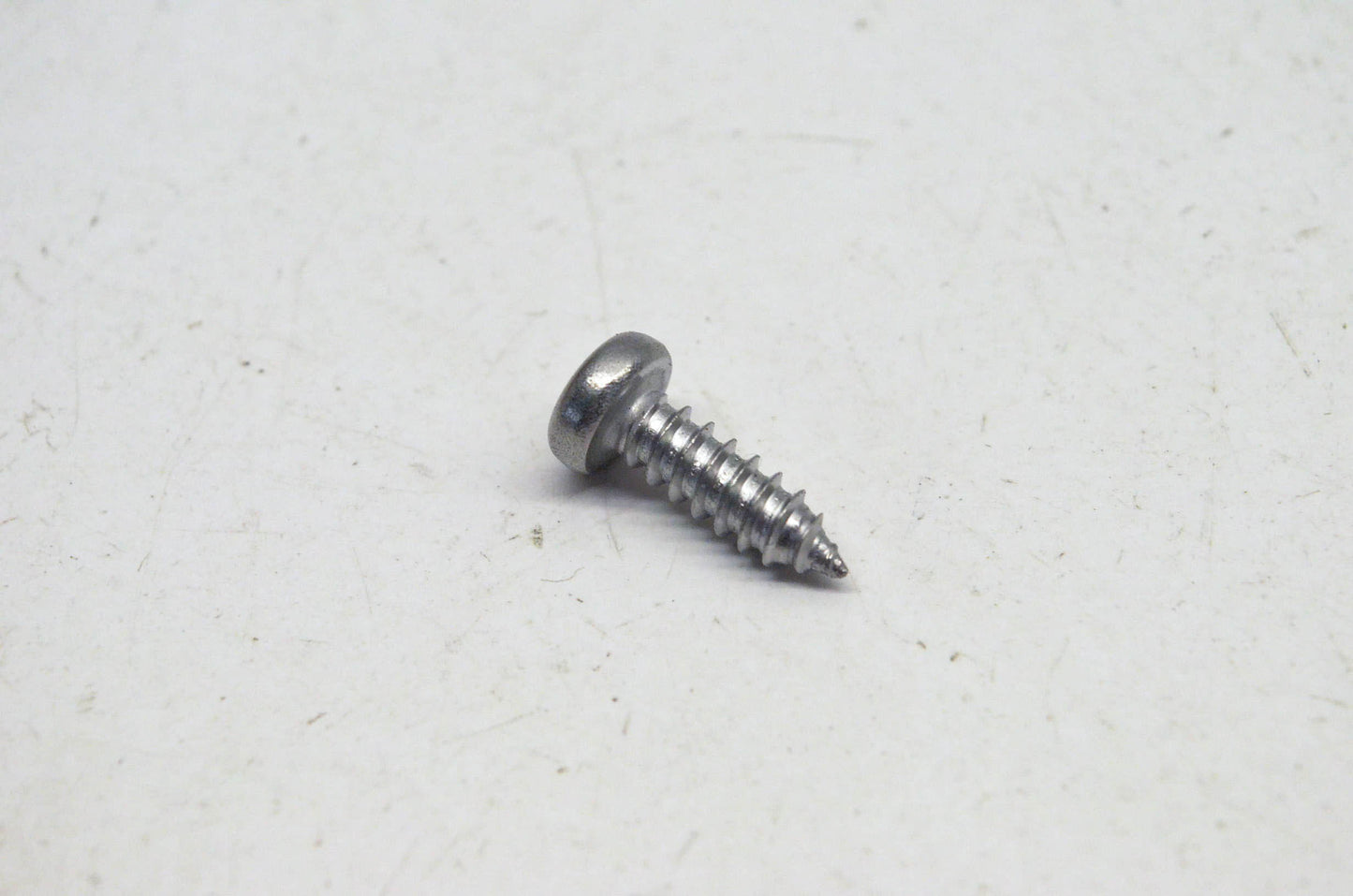 New OEM Yamaha 97780-50116-00 Pan Head Screw NOS