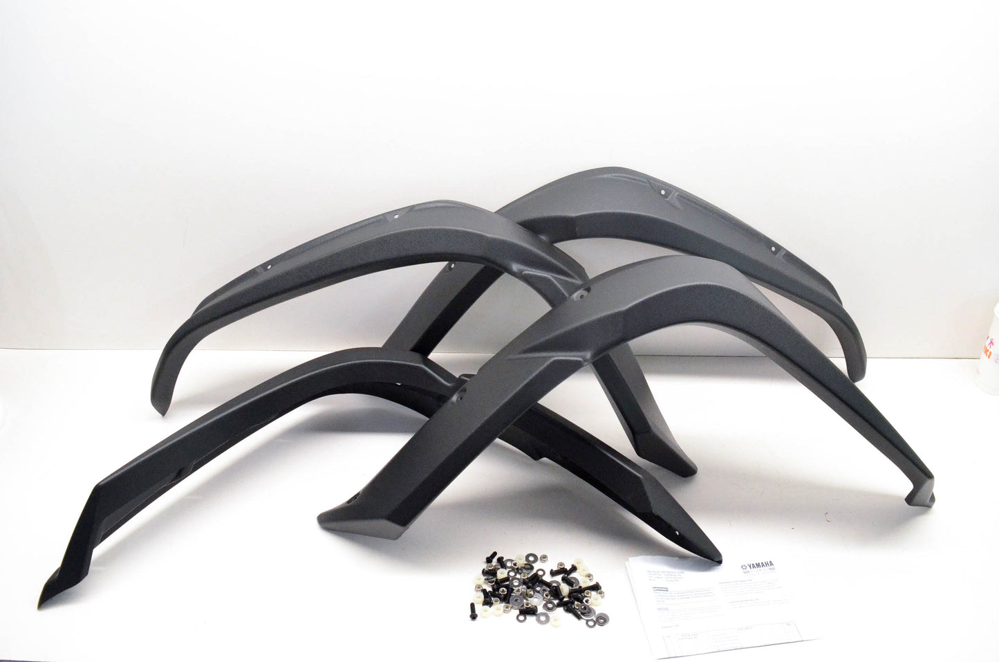 New OEM Yamaha 2UD-F15E0-V0-00 Over Fender Kit NOS