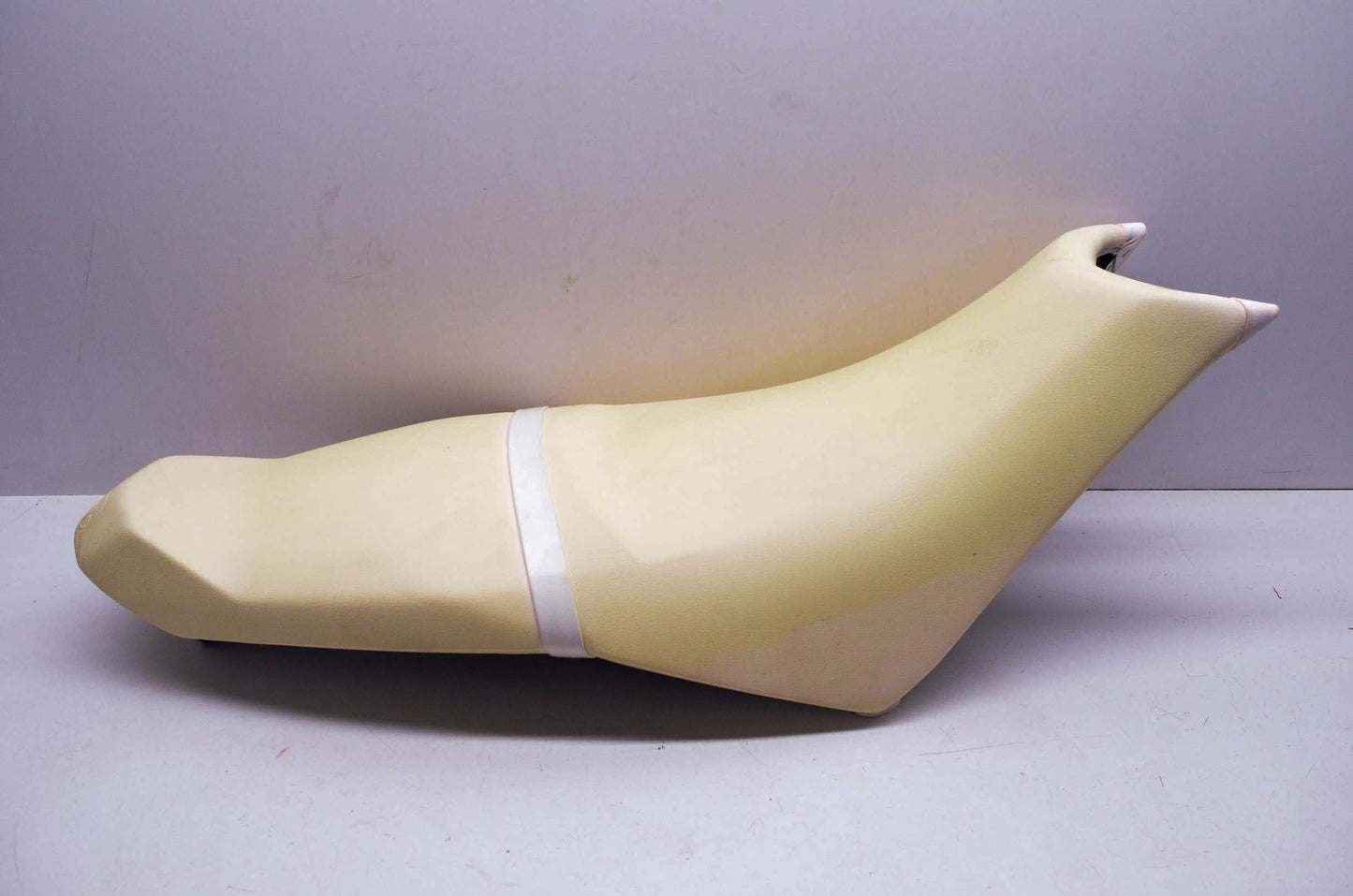 Aftermarket 269002179 Seat NOS