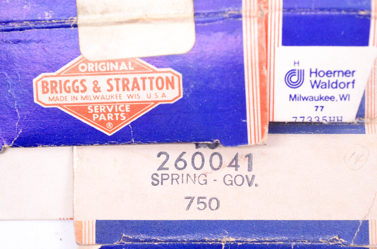 New OEM Briggs & Stratton 260041 Governor Spring NOS