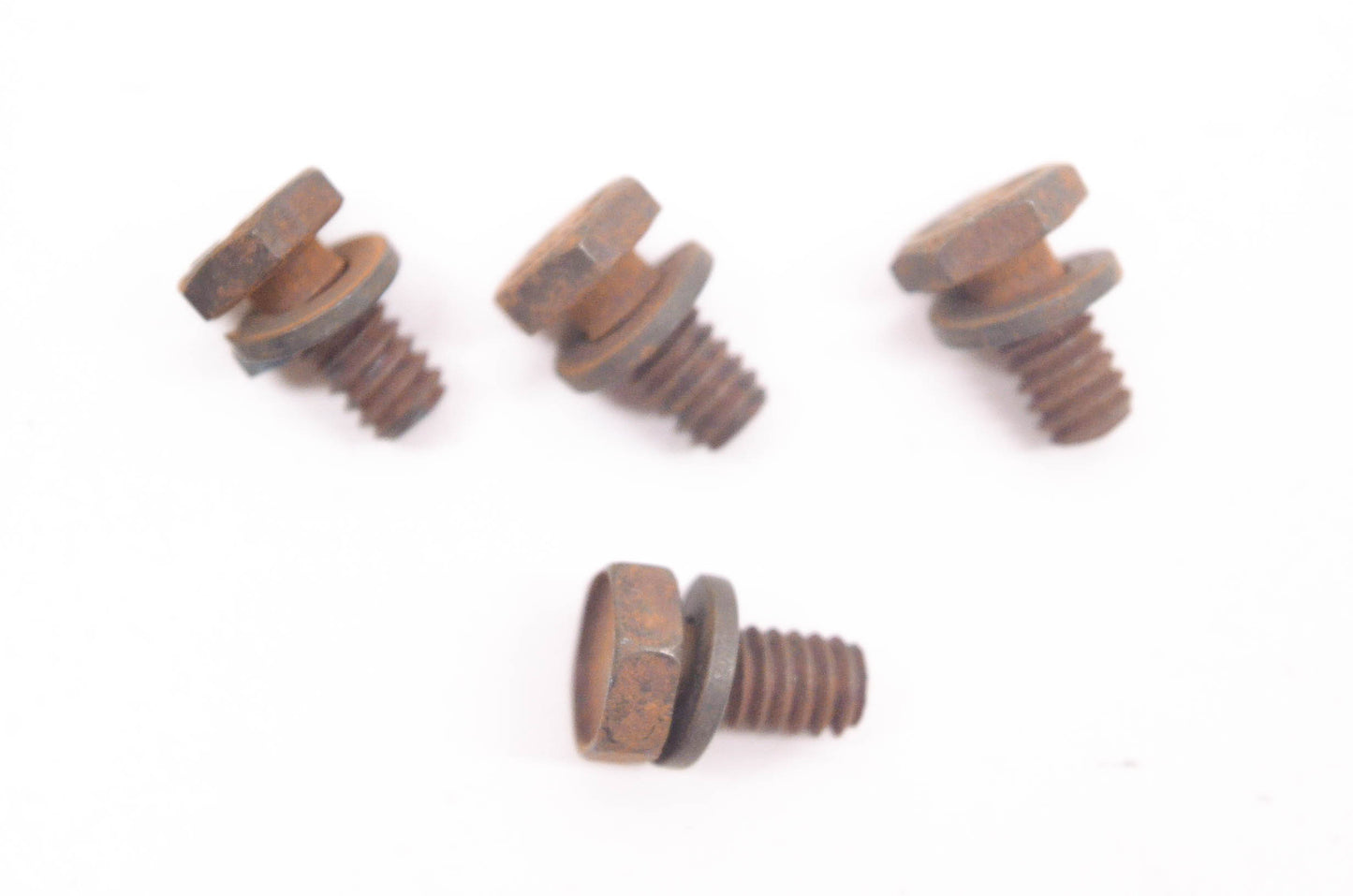 New OEM Briggs & Stratton 93158, BR93158 Screws Qty 4 NOS