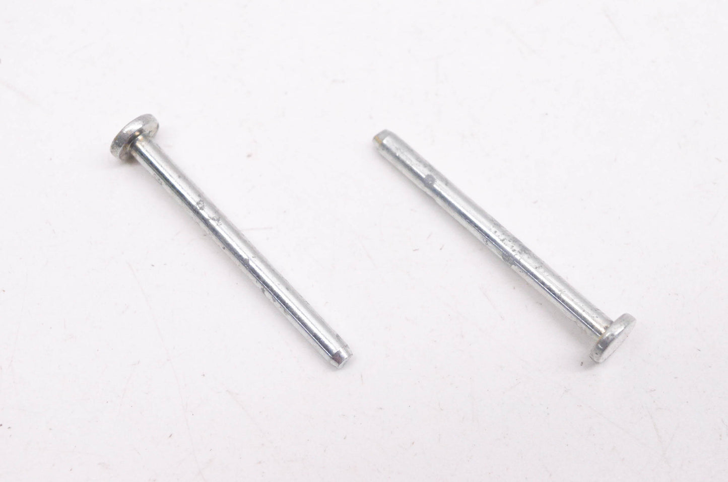 New OEM Arctic Cat 0123-767 Solid Rivets 1/8 X 1-1/2 Qty 2 NOS
