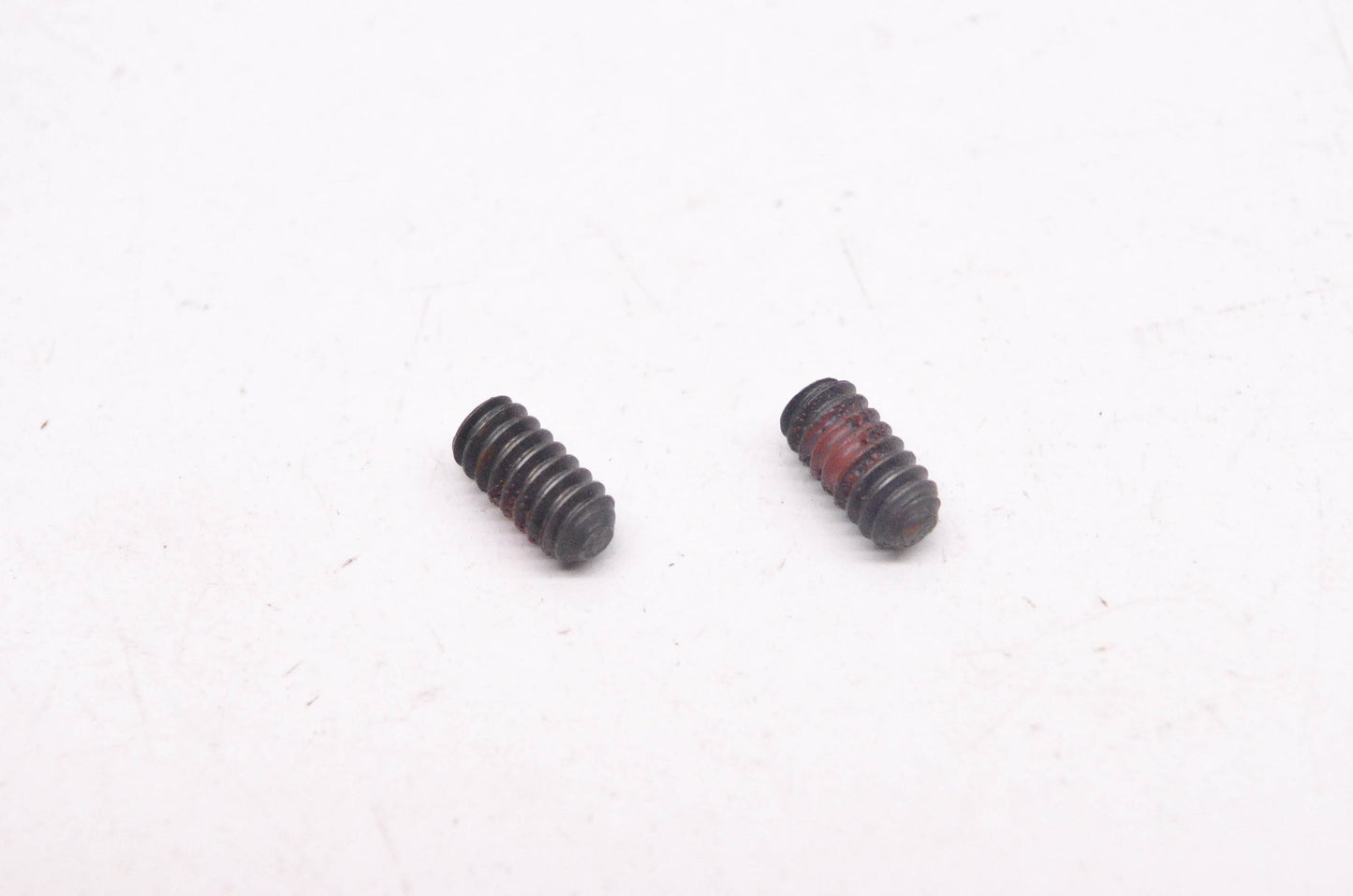 New OEM Arctic Cat 0123-617 Socket Screws 10-24 X 3/8 Qty 2 NOS