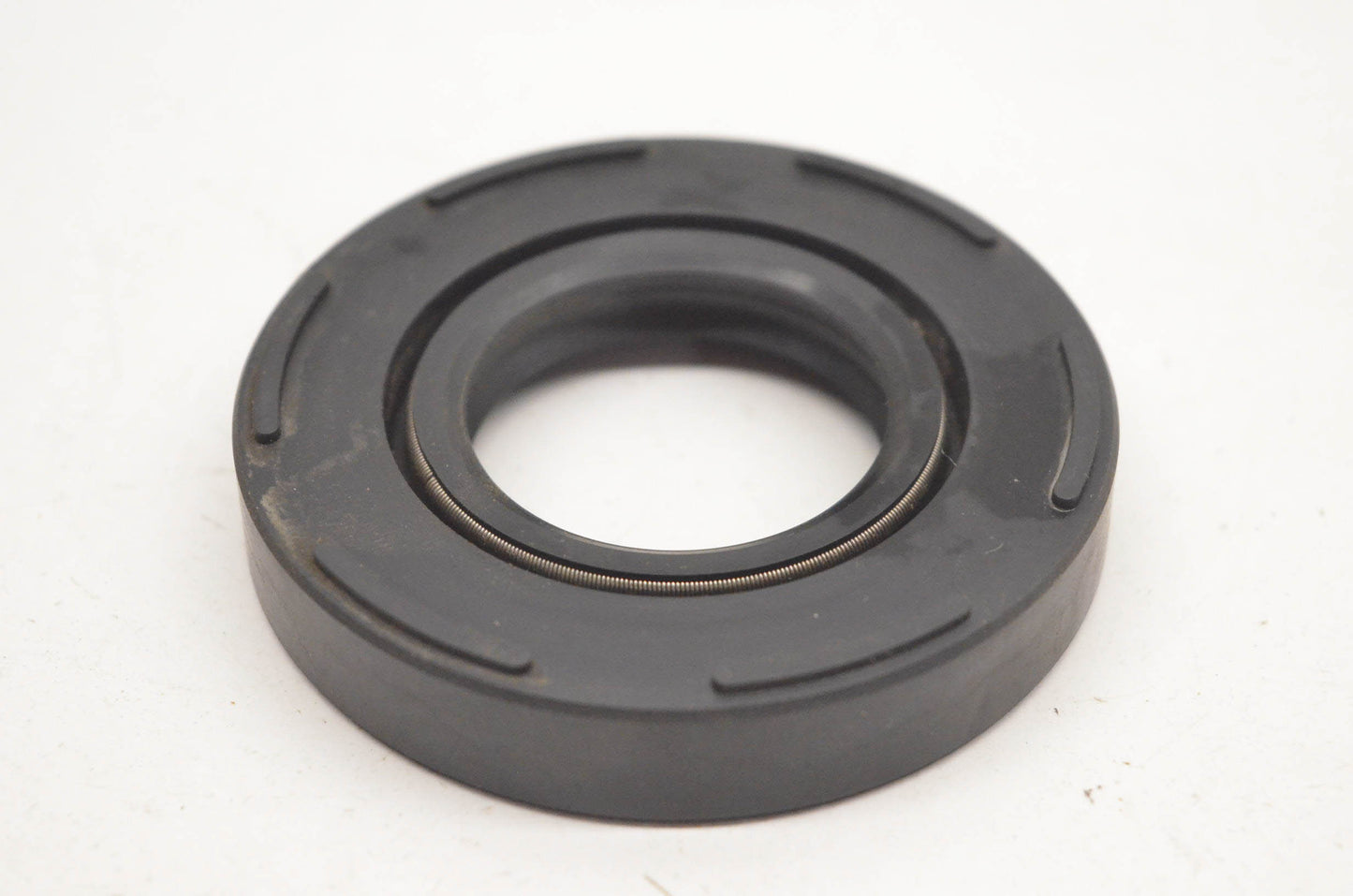 New OEM Suzuki NOK 09283-32001 32x65x12 Oil Seal NOS