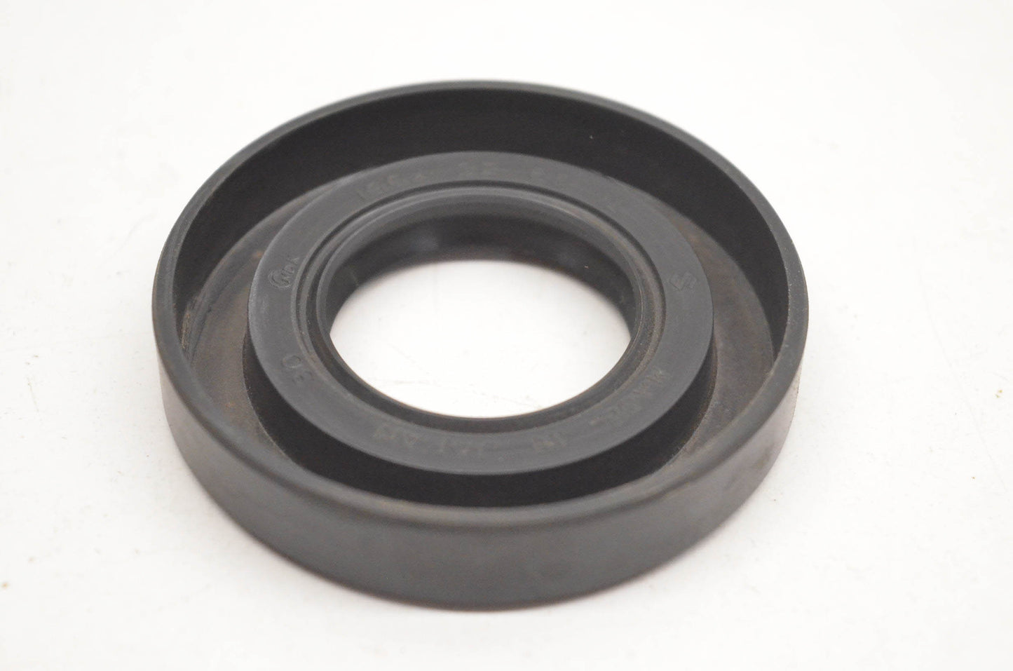 New OEM Suzuki NOK 09283-32001 32x65x12 Oil Seal NOS