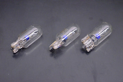 New OEM Arctic Cat 0230-020 T-10 Wedge Base Bulbs 12 V 3.4 W Qty 3 NOS