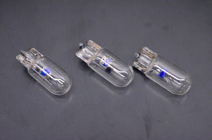 New OEM Arctic Cat 0230-020 T-10 Wedge Base Bulbs 12 V 3.4 W Qty 3 NOS