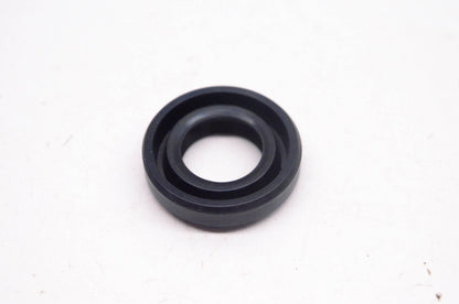 New OEM Suzuki 09285-14001 Oil Seal NOS