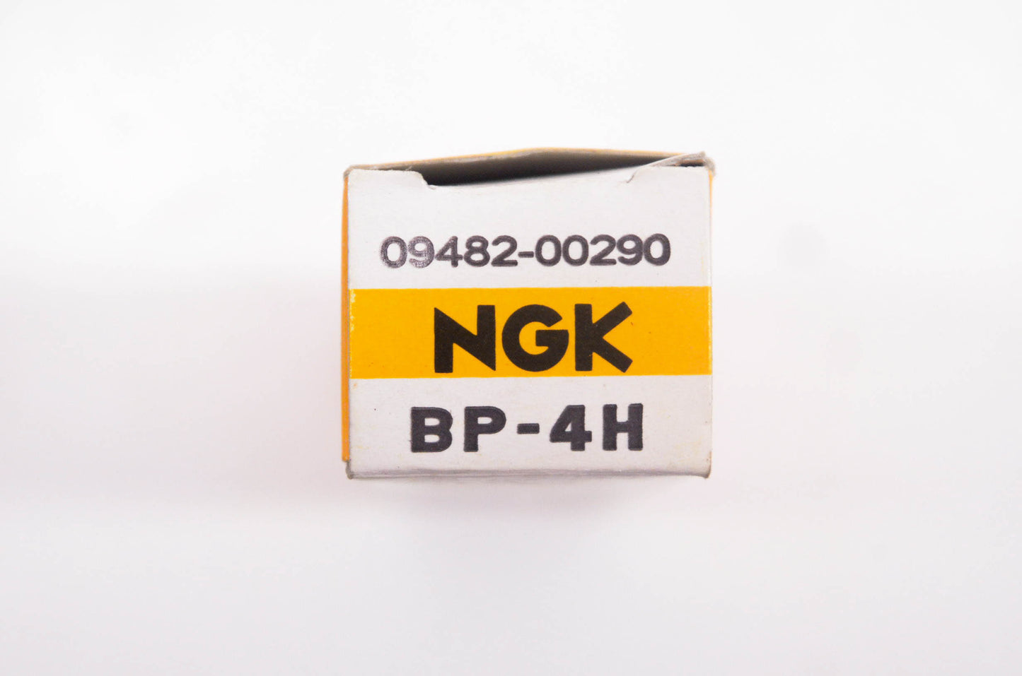 NGK 09482-00290 BP-4H Spark Plug NOS