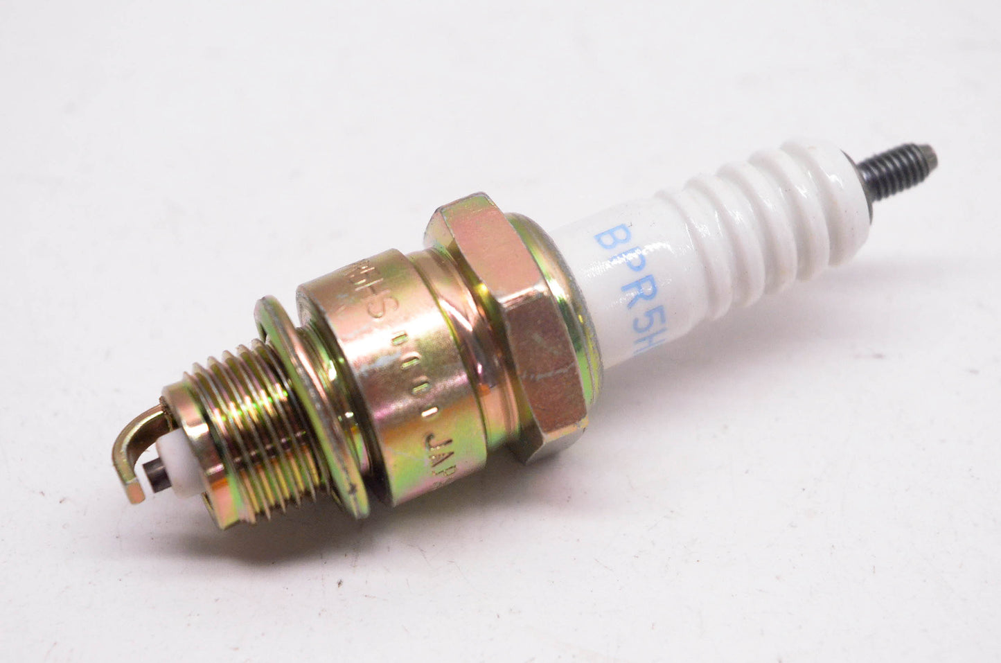 NGK 6222, BPR5HS Spark Plug NOS