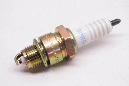 NGK 6222, BPR5HS Spark Plug NOS