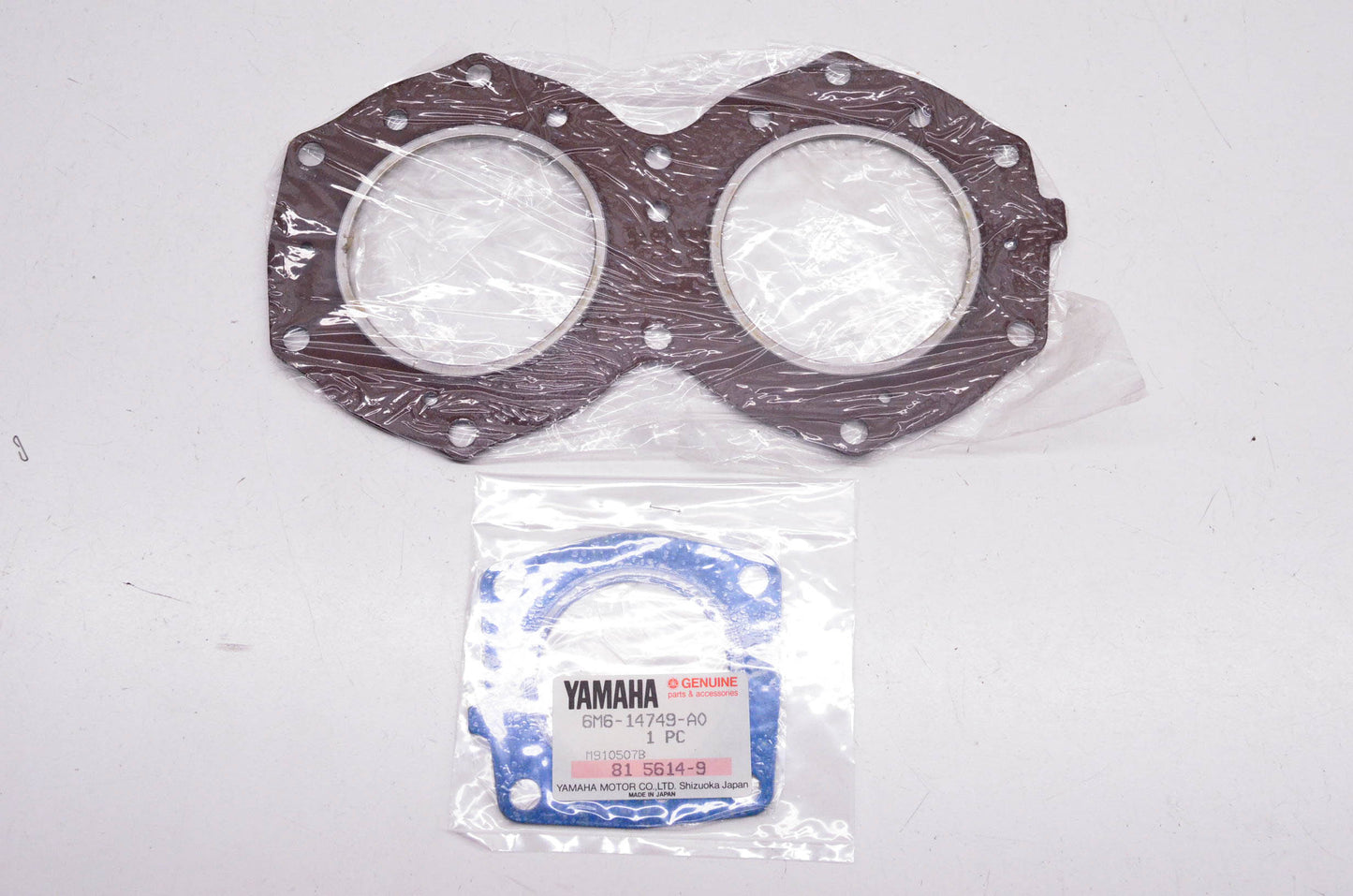 New OEM Yamaha 6M6-W0001-01-00 Gasket Kit NOS