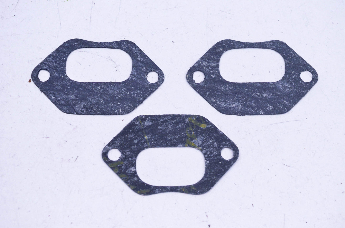 New OEM Suzuki 13156-19001 Reed Valve Gasket Qty 3 NOS