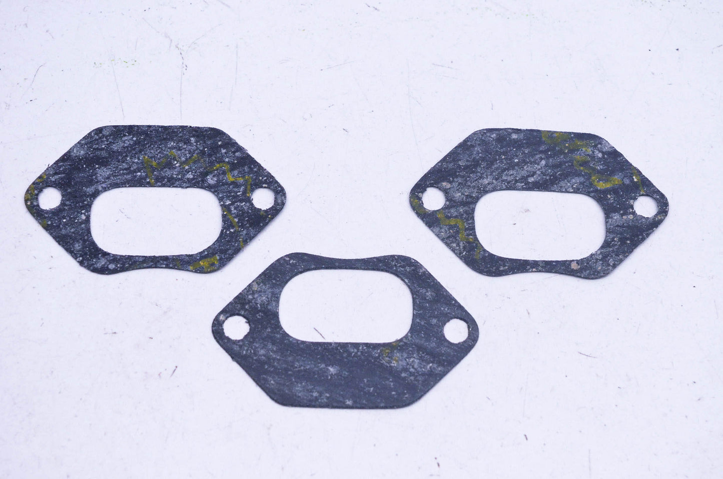 New OEM Suzuki 13156-19001 Reed Valve Gasket Qty 3 NOS