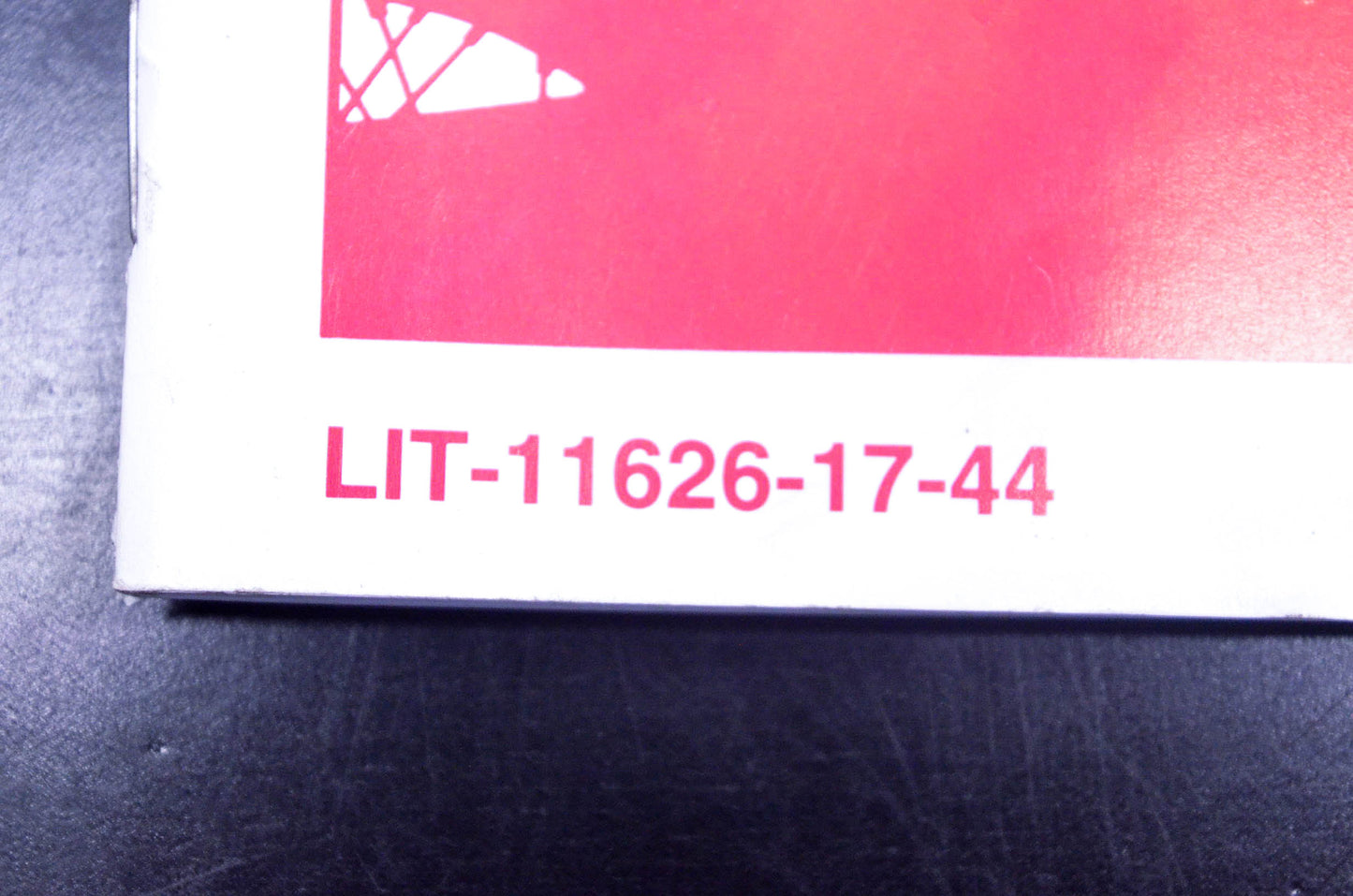 New OEM Yamaha LIT-11626-17-44 Tips And Practice Guide NOS