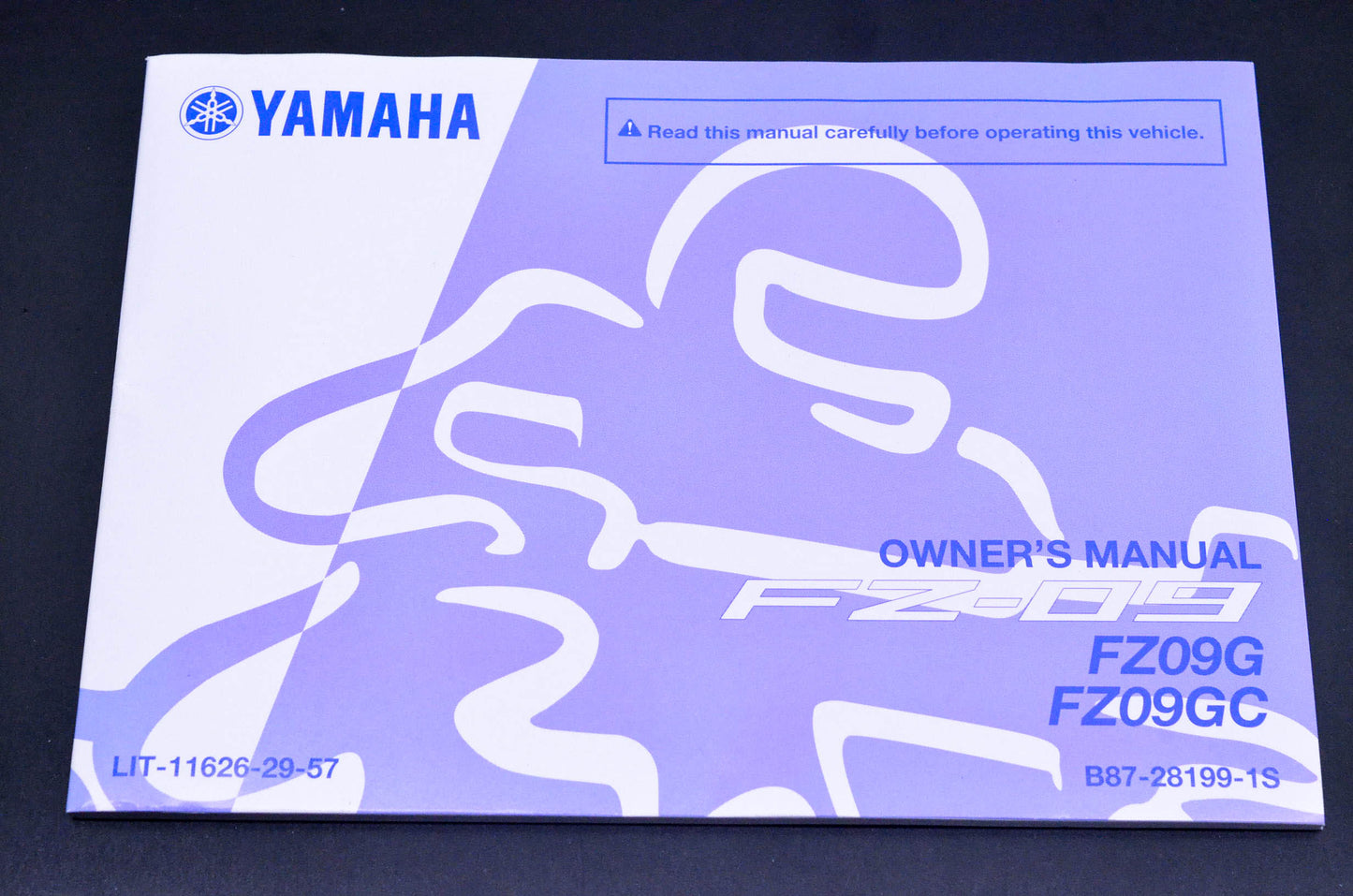 New OEM Yamaha LIT-11626-29-57 2016 FZ09G/GC Owner's Manuals & Tool Kit NOS