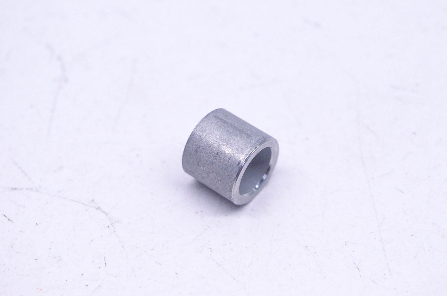 New OEM Yamaha 90387-08M30-00 Collar NOS