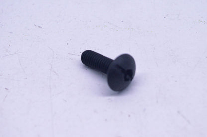 New OEM Yamaha F2N-67823-10-00 Plug NOS