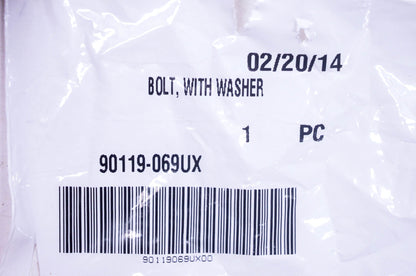 New OEM Yamaha 90119-069UX-00 Bolt With Washer NOS