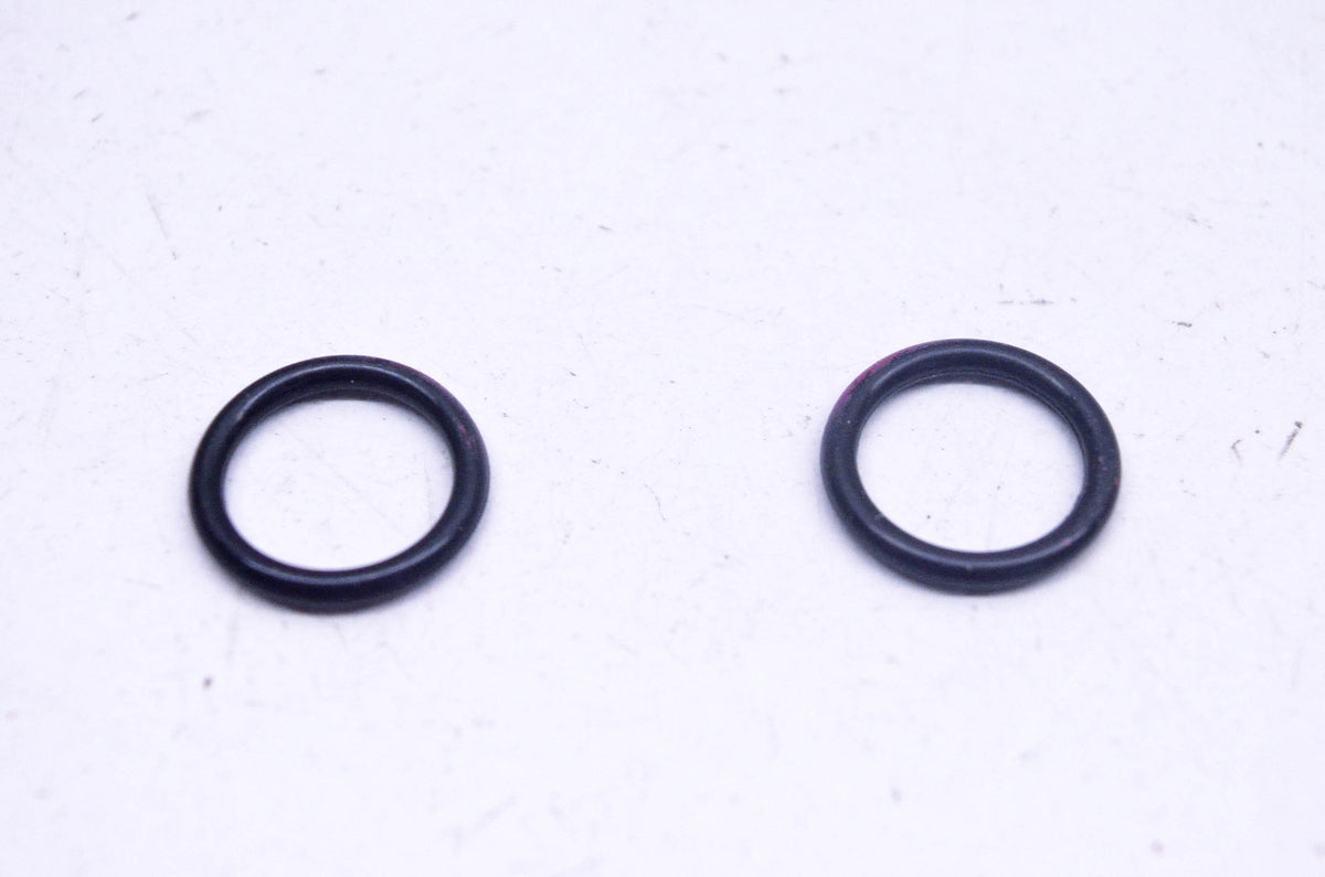 Nordson EFD 9450178B Oil Seals Qty 2 NOS