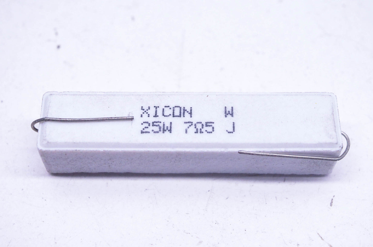 Xicon Ceramic Resistor 25w 7ohm5 J NOS