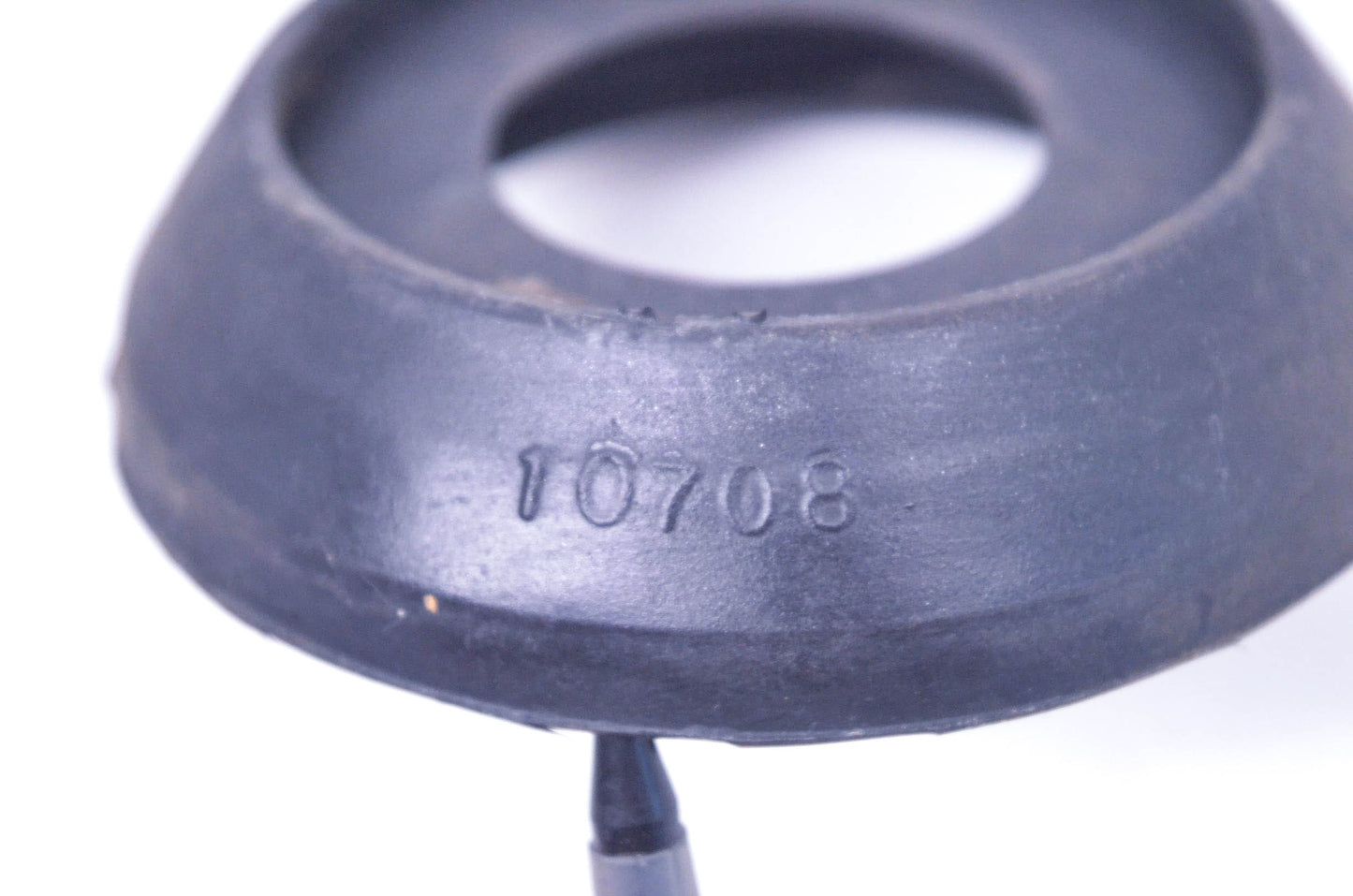 Truck Lite 10708-10 Grommet NOS