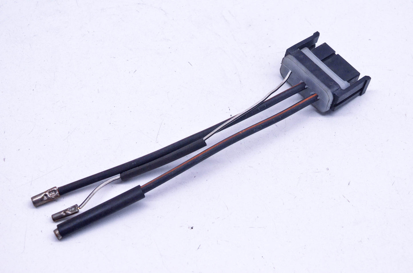 OEM Ford C-48-6006, E7FZ-10A568-A Alternator Three Wire Harness