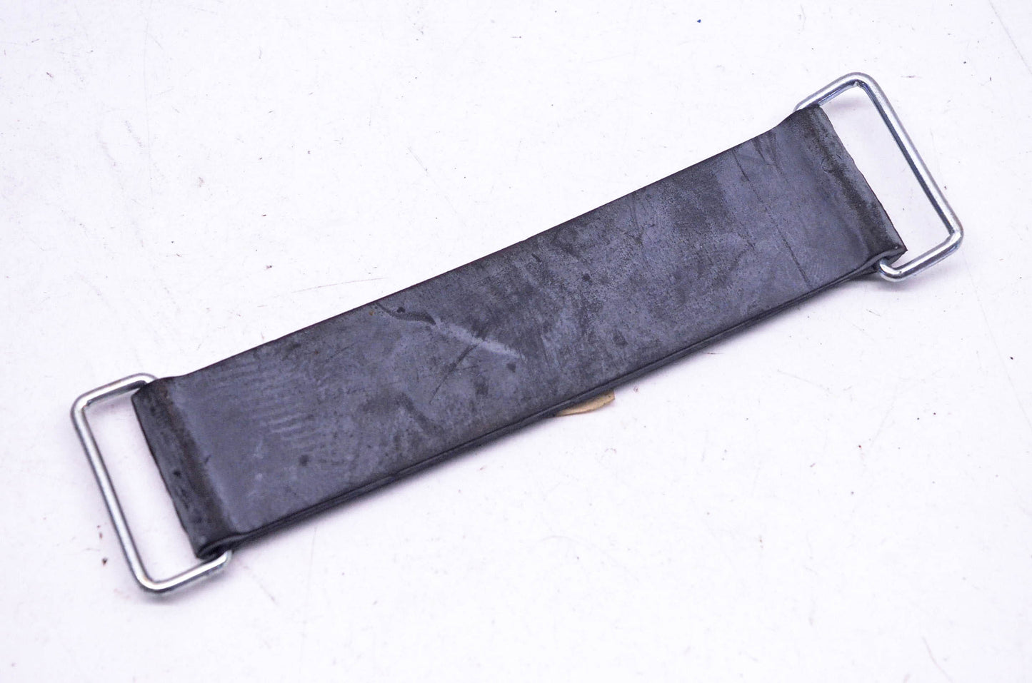 New OEM Yamaha 1C6-H2131-00-00 Battery Band NOS
