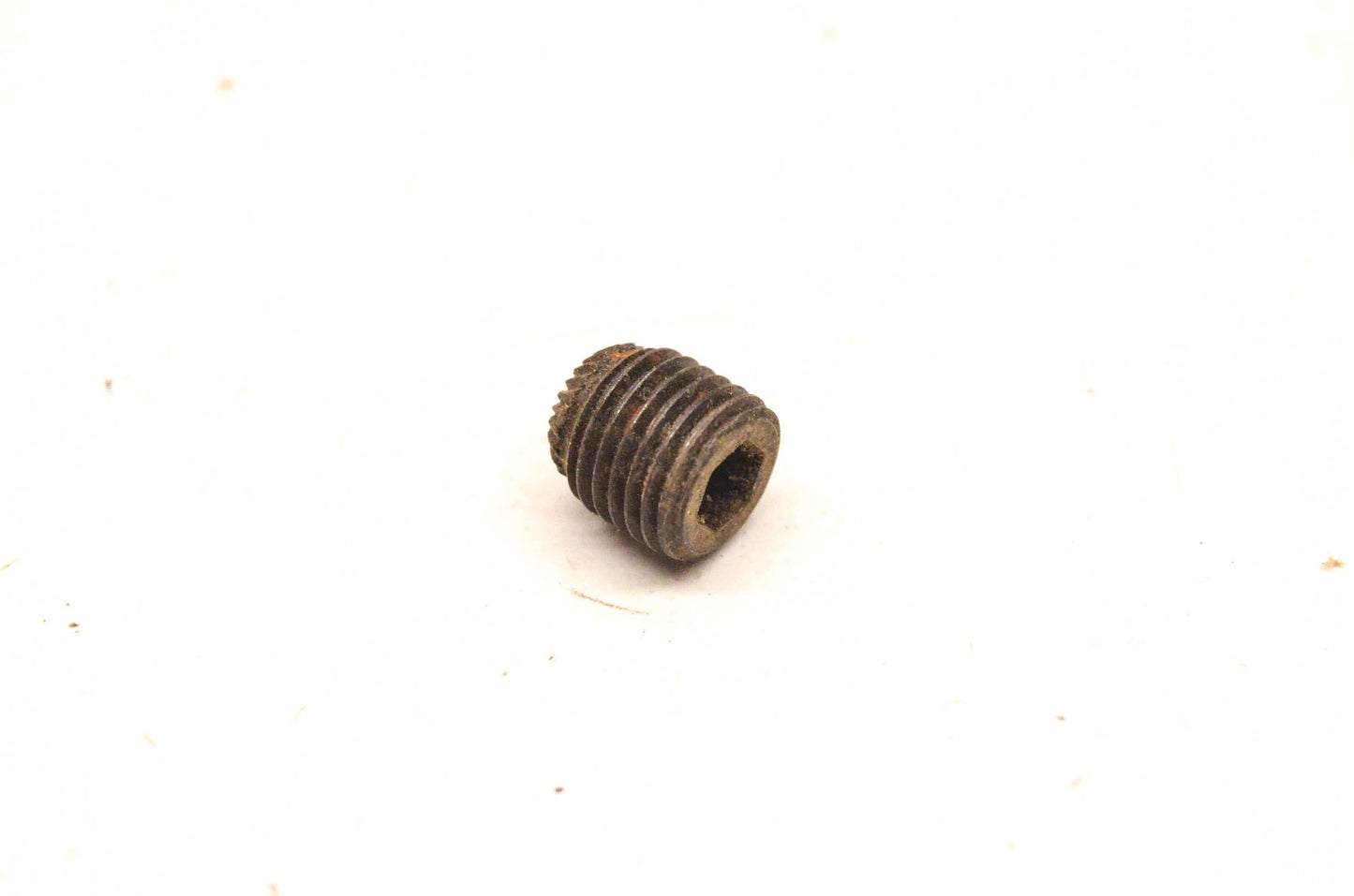 New OEM Arctic Cat 8080-305 Setting Screw NOS