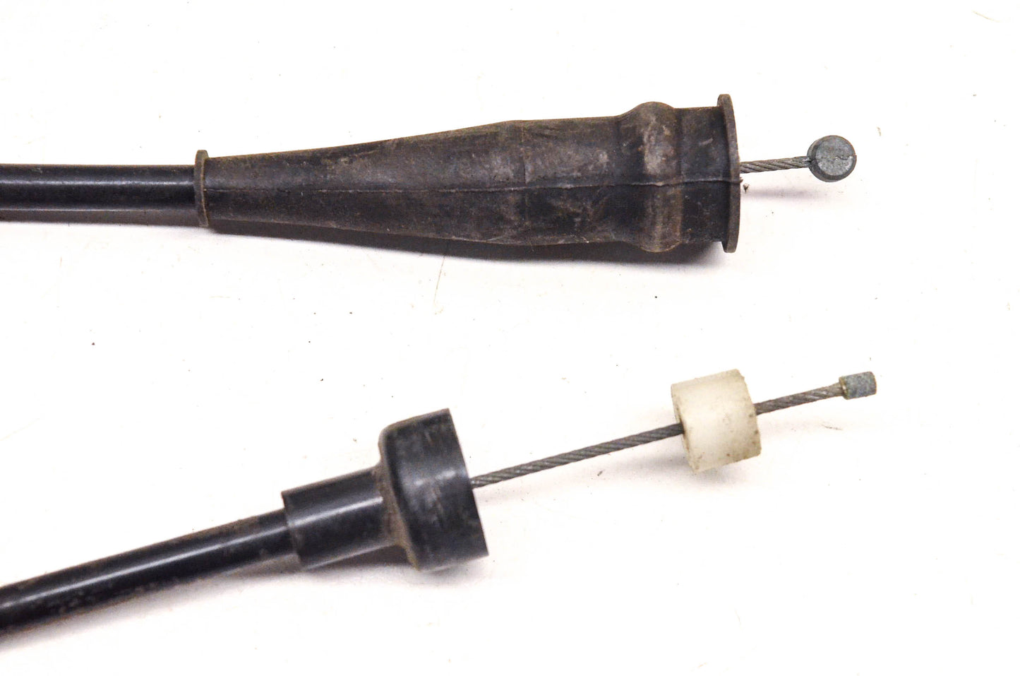 New OEM Yamaha 462-26311-00-00 Throttle Cable NOS