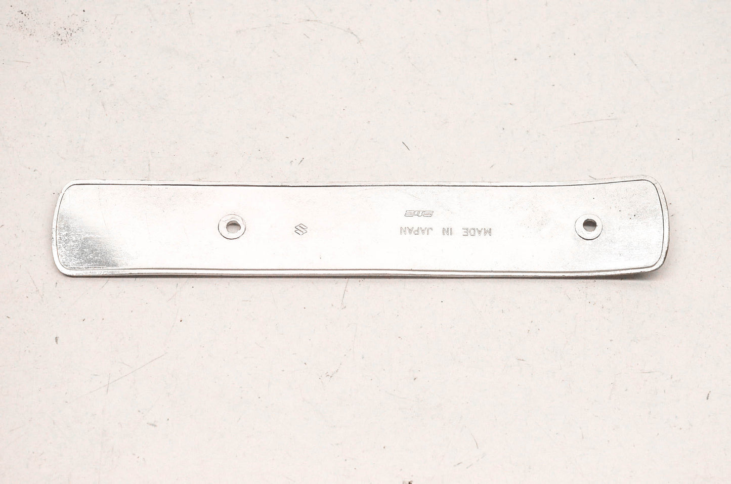 New OEM Suzuki 68111-18600 Fuel Tank Emblem NOS