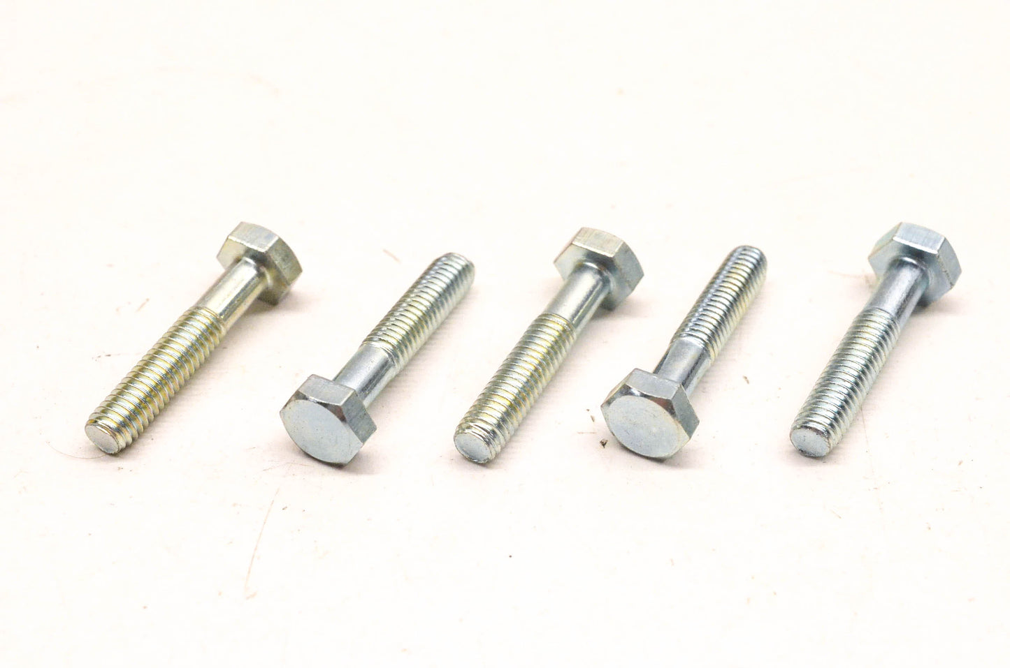 New OEM Yamaha 97301-06030-00 Bolts Qty 5 NOS