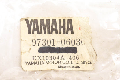 New OEM Yamaha 97301-06030-00 Bolts Qty 5 NOS