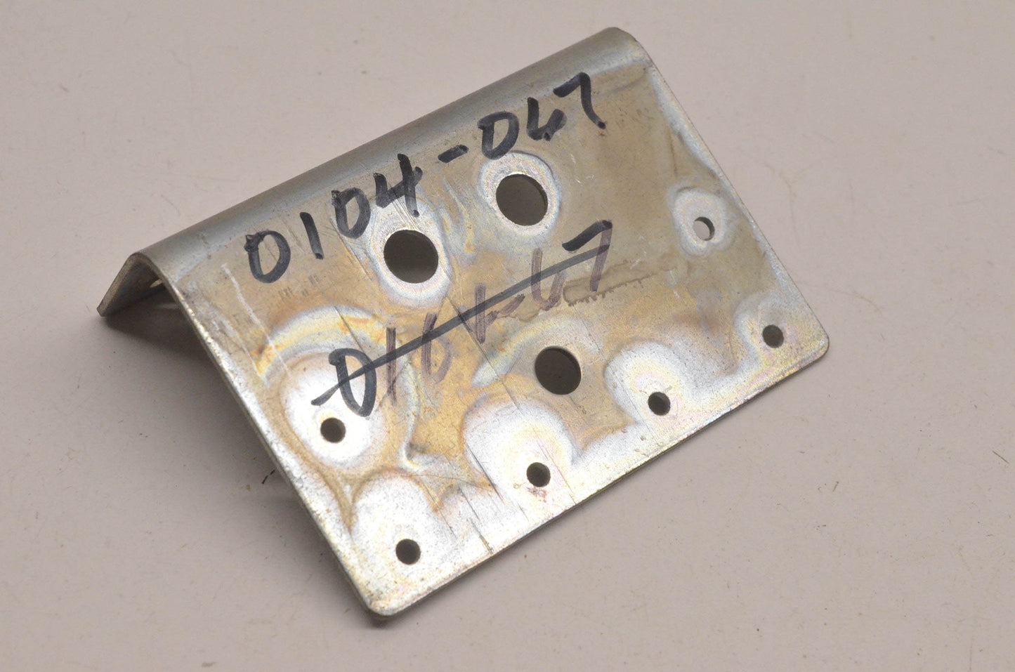 New OEM Arctic Cat 0104-067 Mount Plate NOS