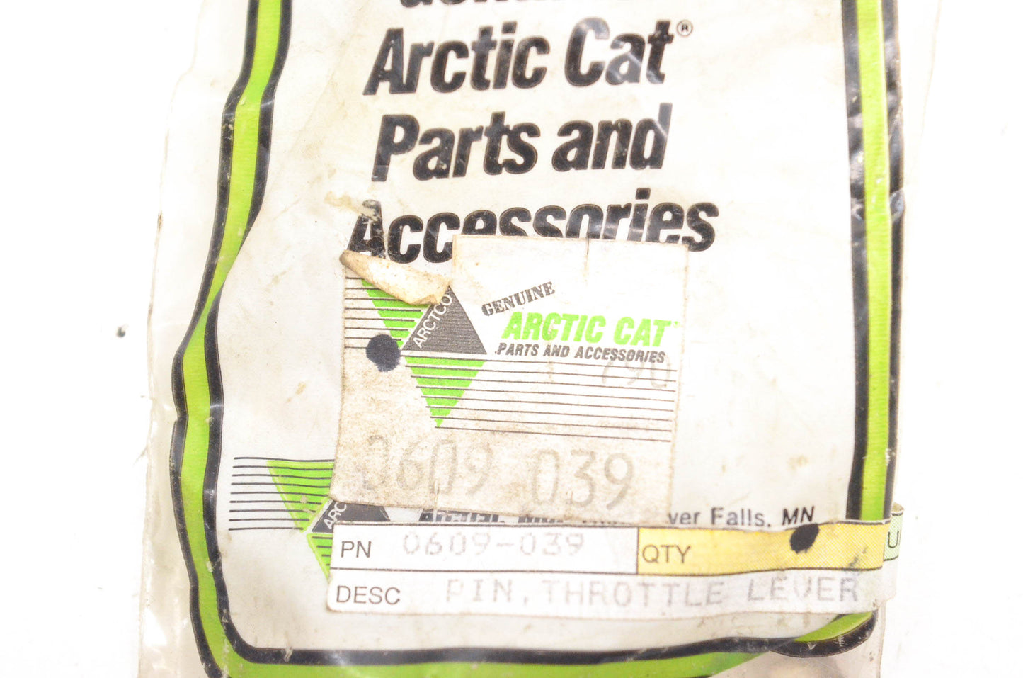 New OEM Arctic Cat 0609-039 Throttle Lever Pins Qty 2 NOS