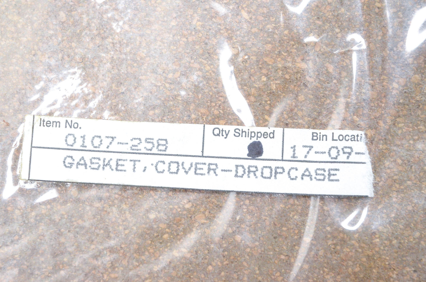 New OEM Arctic Cat 0107-258 Dropcase Cover Gasket NOS